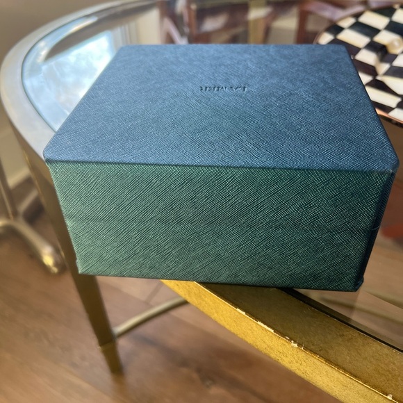 Super cute La Mer box - Picture 4 of 5